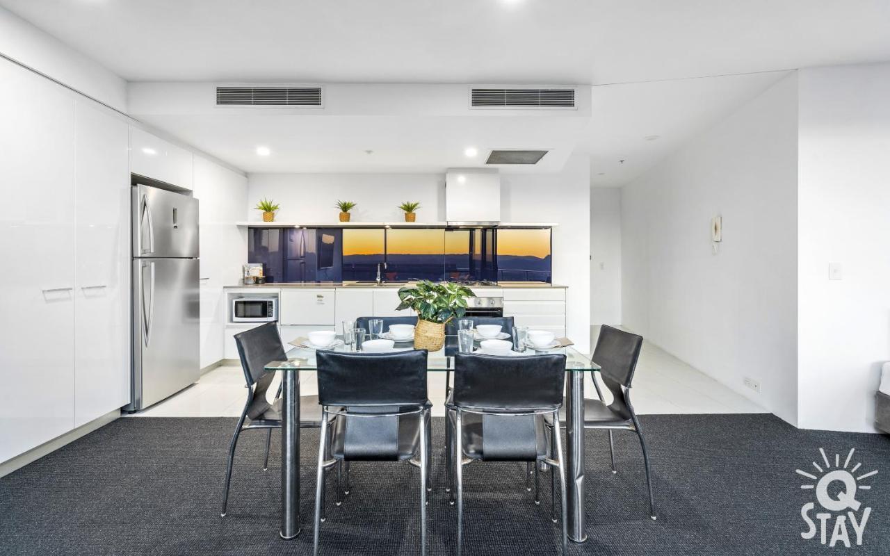 Circle On Cavill Surfers Paradise Mid Week Madness Deal - Q Stay Гоулд Коуст Екстериор снимка