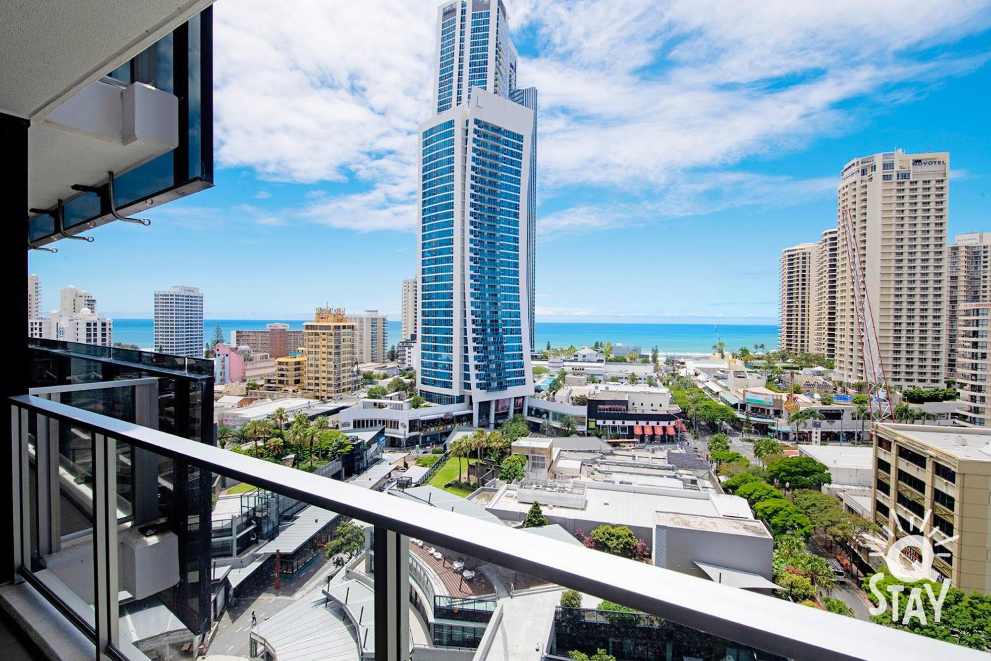 Circle On Cavill Surfers Paradise Mid Week Madness Deal - Q Stay Гоулд Коуст Екстериор снимка