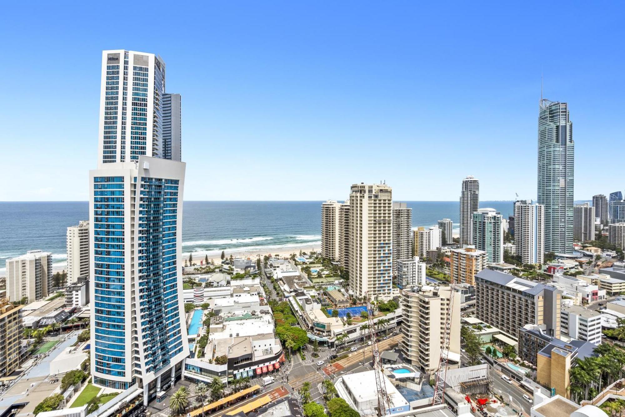 Circle On Cavill Surfers Paradise Mid Week Madness Deal - Q Stay Гоулд Коуст Екстериор снимка